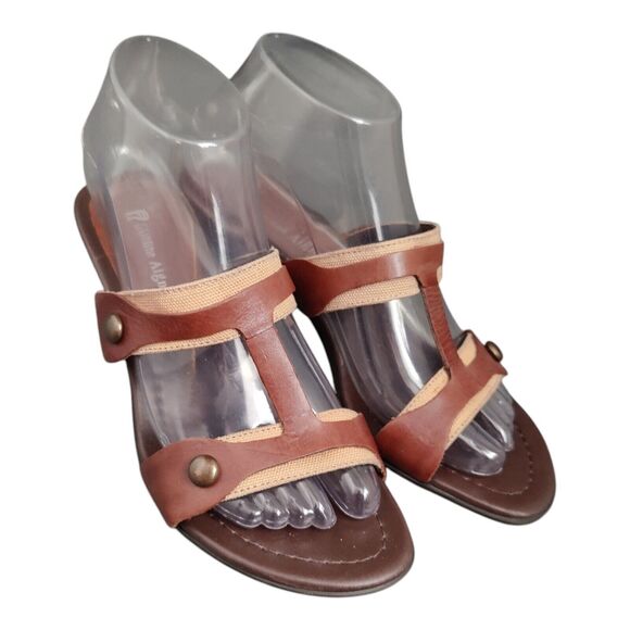 Etienne Aigner Diablo Slip On Sandals Brown Leather Heels Open Toe Stud Size 7M - Picture 1 of 15